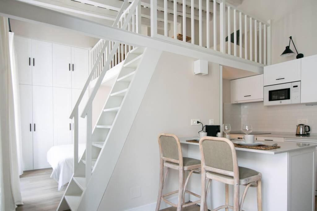 شقة G12 Trendy And Comfy Bright Loft Meters From Bullring And Trianas Bridge, Galera Street إشبيلية المظهر الخارجي الصورة